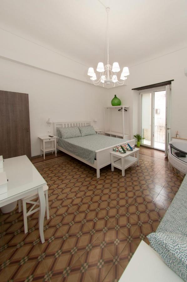 La Serva Padrona Tarento Exterior foto